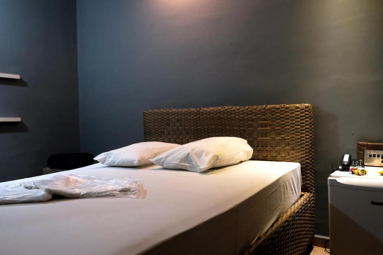 A Praia Motel Можи-Мирин Экстерьер фото