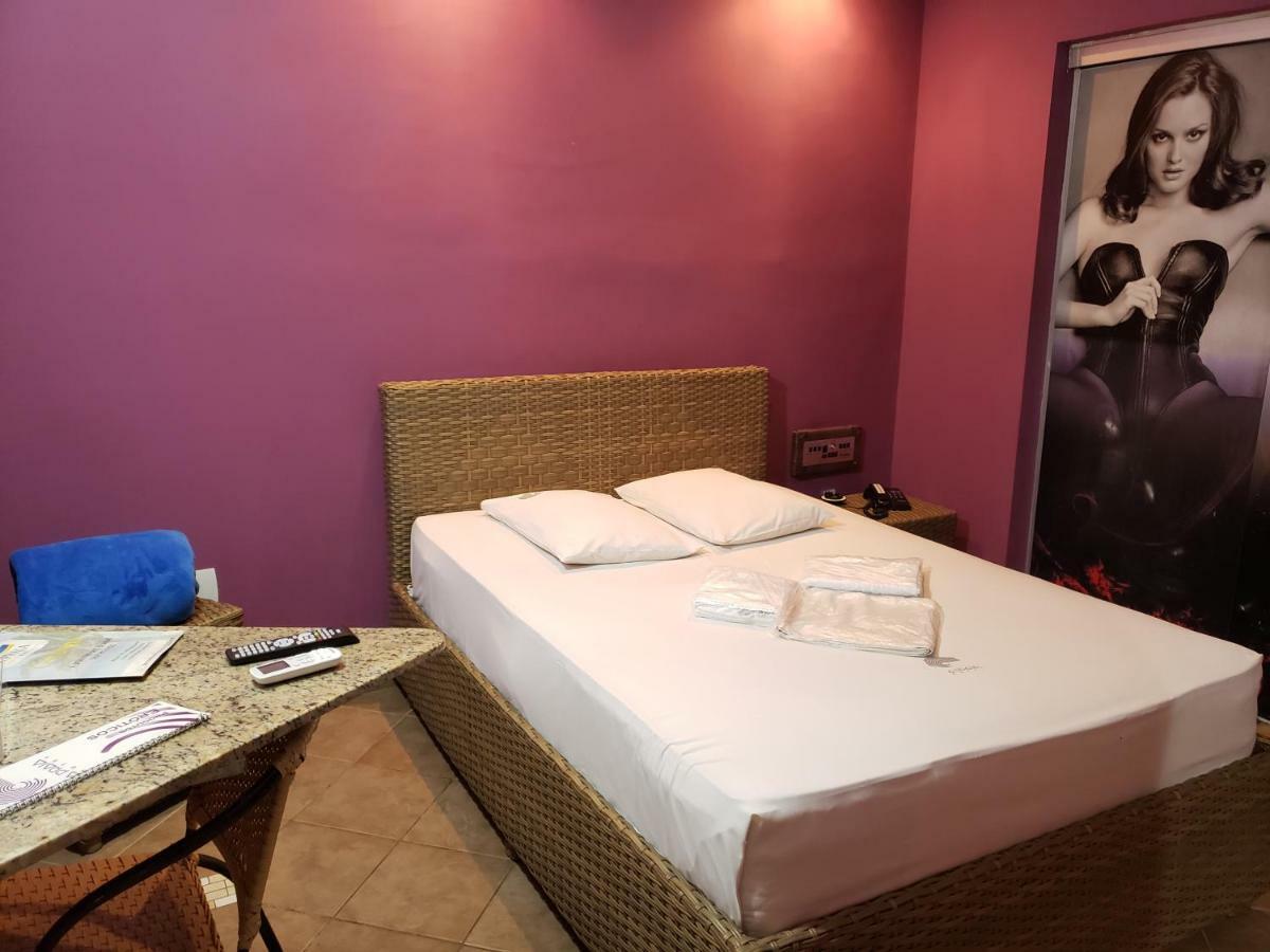 A Praia Motel Можи-Мирин Экстерьер фото